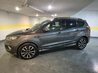 Ford Kuga 2018 2.0 TDCi 180hp ST-Line AWD Automatic (PowerShift)-thumb-4