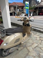 Vespa GTS 300 2019