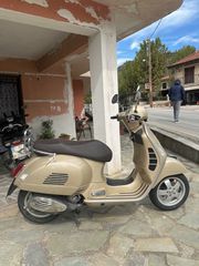 Vespa GTS 300 2019-thumb-1