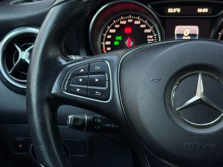 Mercedes-Benz GLA 180 2018 D URBAN-thumb-13