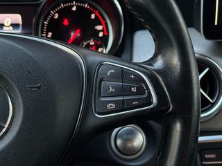 Mercedes-Benz GLA 180 2018 D URBAN-thumb-14
