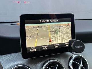 Mercedes-Benz GLA 180 2018 D URBAN-thumb-19