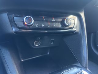 Opel Corsa 2022 DESIGN&TECH 1.2 100HP AT8 ΜΕ ΑΠΟΣΥΡΣΗ-thumb-21