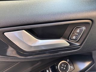 Ford Focus 2019 1.0 EcoBoost  ST-Line-thumb-47