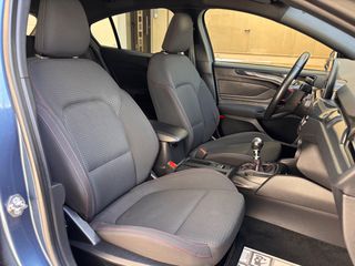 Ford Focus 2019 1.0 EcoBoost  ST-Line-thumb-54