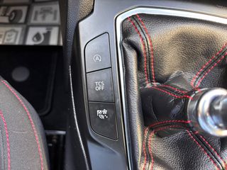 Ford Focus 2019 1.0 EcoBoost  ST-Line-thumb-23