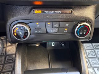Ford Focus 2019 1.0 EcoBoost  ST-Line-thumb-25