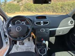 Renault Clio 2011 1.5 DCI 110hp-thumb-10