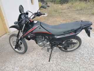 Suzuki DR 125 2010 DR 125 SM-thumb-5