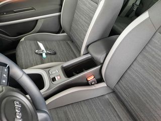 Jeep Avenger 2026 LONGITUDE-thumb-17