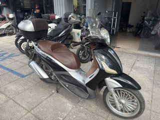 Piaggio Beverly 300i 2013 BEVERLY 300 I-thumb-2