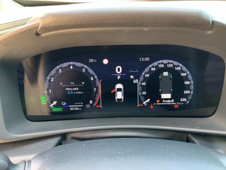 Toyota C-HR 2024 CLUB BI TONE PLUG IN-thumb-18
