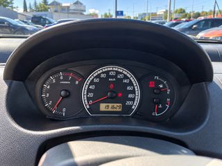 Suzuki Swift 2013-thumb-7