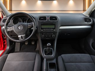 Volkswagen Golf 2010-thumb-6