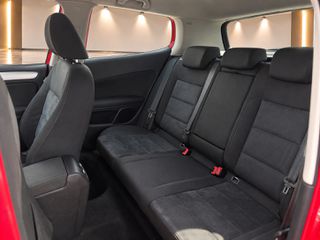 Volkswagen Golf 2010-thumb-9