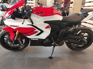 Yamaha YZF - R 7 2026 ΕΥΚΑΙΡΙΑ!  R7 Anniversary White-thumb-12
