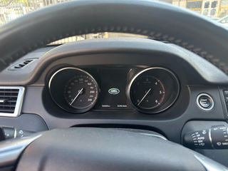 Land Rover Discovery 2017-thumb-10