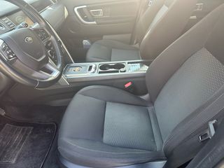 Land Rover Discovery 2017-thumb-19