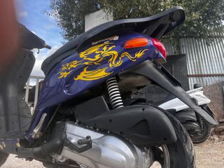 Piaggio Typhoon 2000 125CC-thumb-1