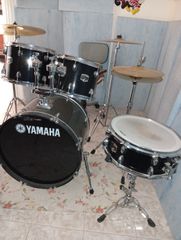 drums Yamaha-thumb-1