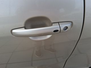 Suzuki Grand Vitara 2009 1.9 DDIS 3doors-thumb-10