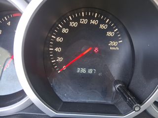 Suzuki Grand Vitara 2009 1.9 DDIS 3doors-thumb-16