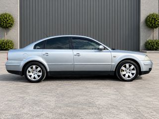 Volkswagen Passat 2003 ~ 150HP - Turbo - Κλίμα - Ζάντες - Δέρμα - LED Φώτα ~-thumb-5