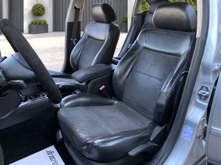 Volkswagen Passat 2003 ~ 150HP - Turbo - Κλίμα - Ζάντες - Δέρμα - LED Φώτα ~-thumb-16