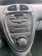 Citroen Xsara Picasso 2004-thumb-15