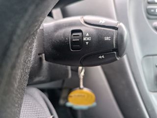 Citroen Xsara Picasso 2004-thumb-16