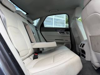 Jaguar XF 2015 Portfolio / Φυλασσόμενο σε Γκαράζ / Με Σέρβις-thumb-20