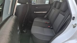 Suzuki Vitara 2015 4X4 DIESEL-thumb-9