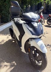Honda SH 150i 2024-thumb-2