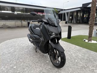 Yamaha XMAX 300 Tech Max 2023-thumb-3