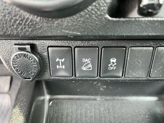 Toyota Hilux 2018 2.4 D-4D Extra Cab Active 4x4-thumb-17
