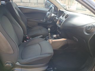 Alfa Romeo Mito 2011 JTDM 1.6 120HP-thumb-9