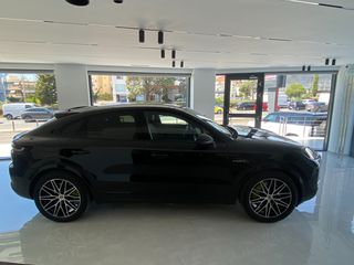 Porsche Cayenne 2025 PLUG IN COUPE(PASM/PANORAMA/INNODRIVE/21''RS SPIDER)-thumb-4