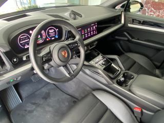 Porsche Cayenne 2025 PLUG IN COUPE(PASM/PANORAMA/INNODRIVE/21''RS SPIDER)-thumb-34
