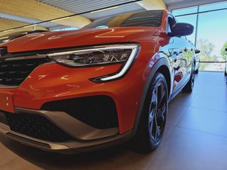 Renault Arkana 2022 1.6 E-Tech Full Hybrid Rs Line • Alcantara • Ηλιοροφή-thumb-3