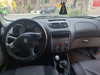 Alfa Romeo Alfa 147 2003 1.6 16V T.SPARK DISTINCTIVE