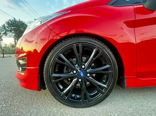 Ford Fiesta 2016 ST LINE -RED EDITION-thumb-11