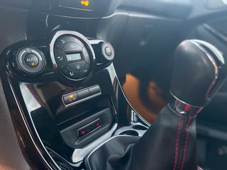 Ford Fiesta 2016 ST LINE -RED EDITION-thumb-23