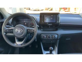 Toyota Yaris 2023 ACTIVE STEEL-thumb-8