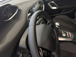 Peugeot 308 2017 ALLURE 55.051 KM! 130HP-thumb-26