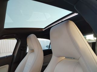 Mercedes-Benz A 180 2015 AMG LINE, AUTO-thumb-12