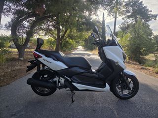 Yamaha XMAX 250 2016