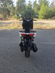 Yamaha XMAX 250 2016-thumb-6