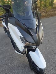 Yamaha XMAX 250 2016-thumb-9
