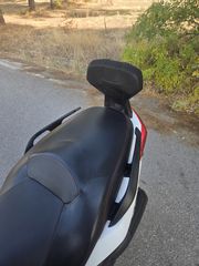 Yamaha XMAX 250 2016-thumb-14