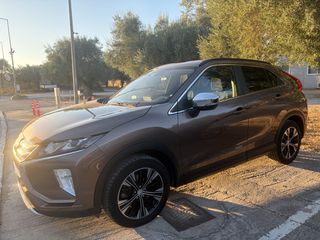 Mitsubishi Eclipse Cross 2019 TURBO-thumb-3